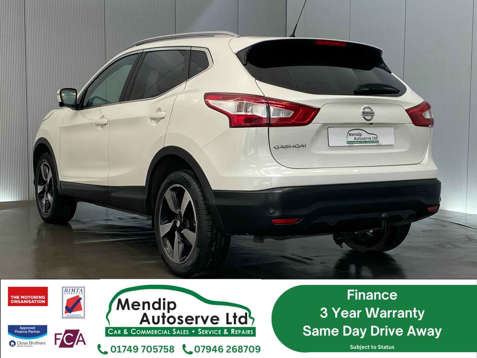 Nissan Qashqai 1.5 dCi N-Connecta SUV 5dr Diesel Manual 2WD Euro 6 (s/s) (110 ps)