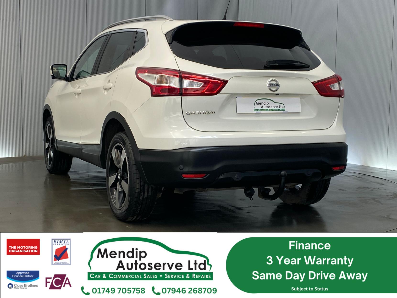Nissan Qashqai 1.5 dCi N-Connecta SUV 5dr Diesel Manual 2WD Euro 6 (s/s) (110 ps)
