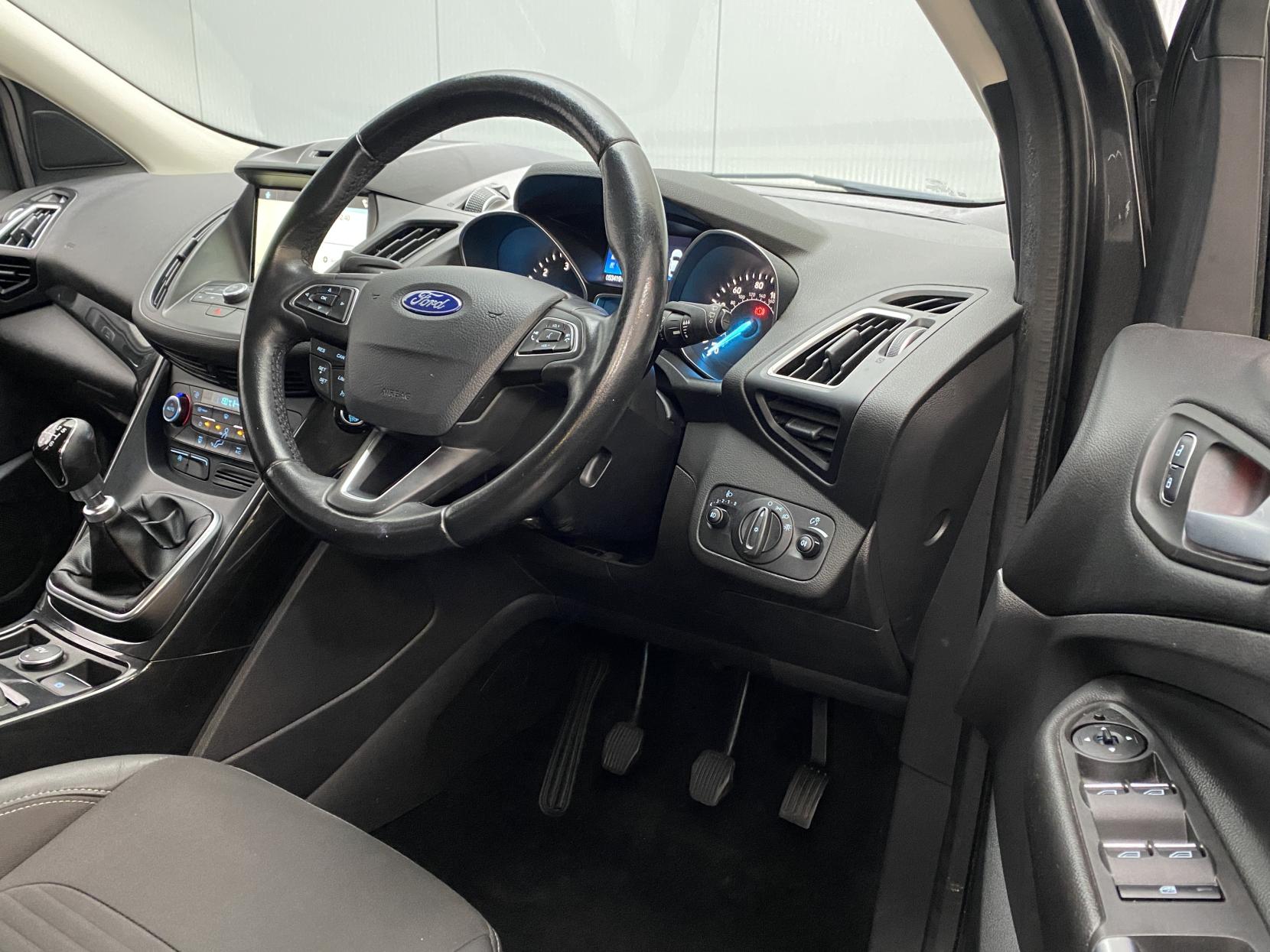 Ford Kuga 1.5 TDCi Titanium SUV 5dr Diesel Manual Euro 6 (s/s) (120 ps)