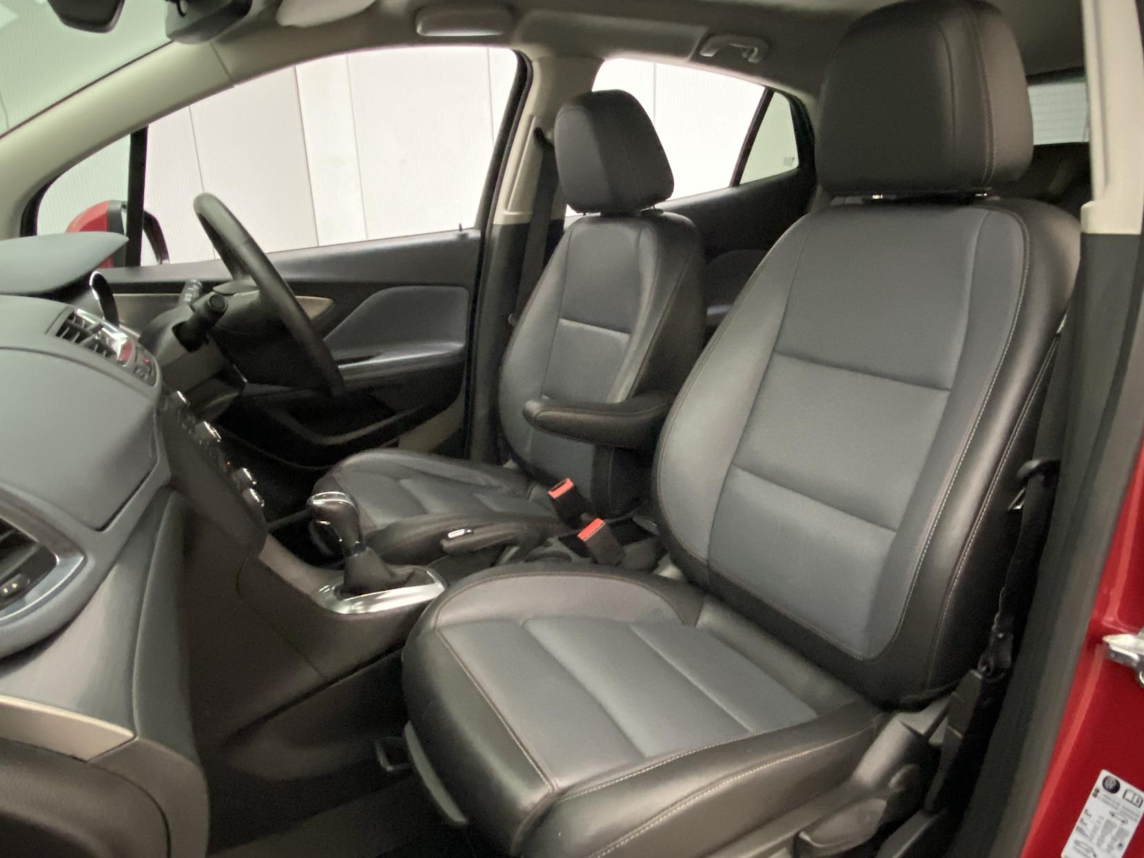 Vauxhall Mokka 1.6 CDTi SE SUV 5dr Diesel Auto 2WD Euro 6 (136 ps)