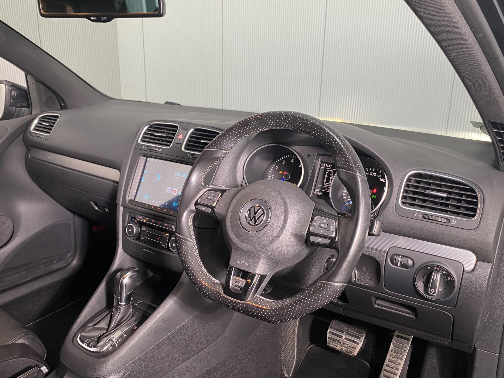 Volkswagen Golf 2.0 TSI R Hatchback 5dr Petrol DSG 4Motion Euro 5 (270 ps)