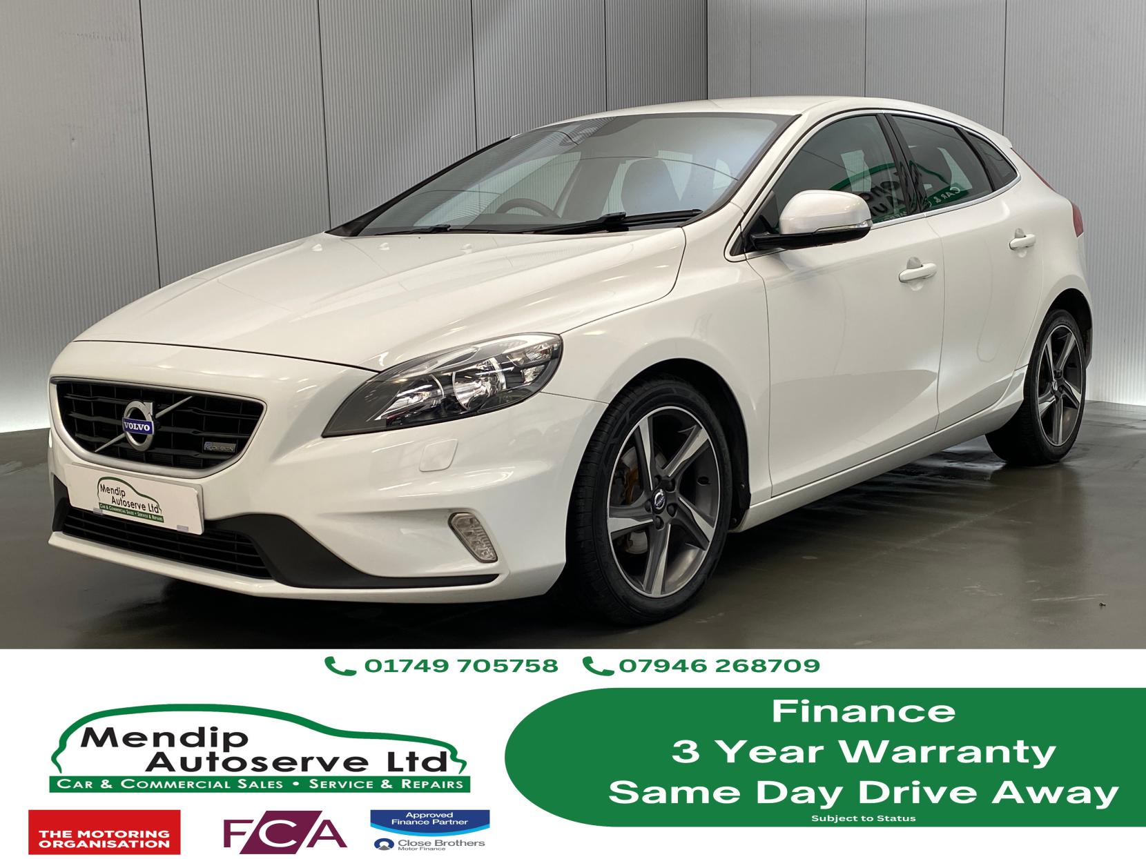 Volvo V40 1.6 D2 R-Design Hatchback 5dr Diesel Manual Euro 5 (s/s) (115 ps)