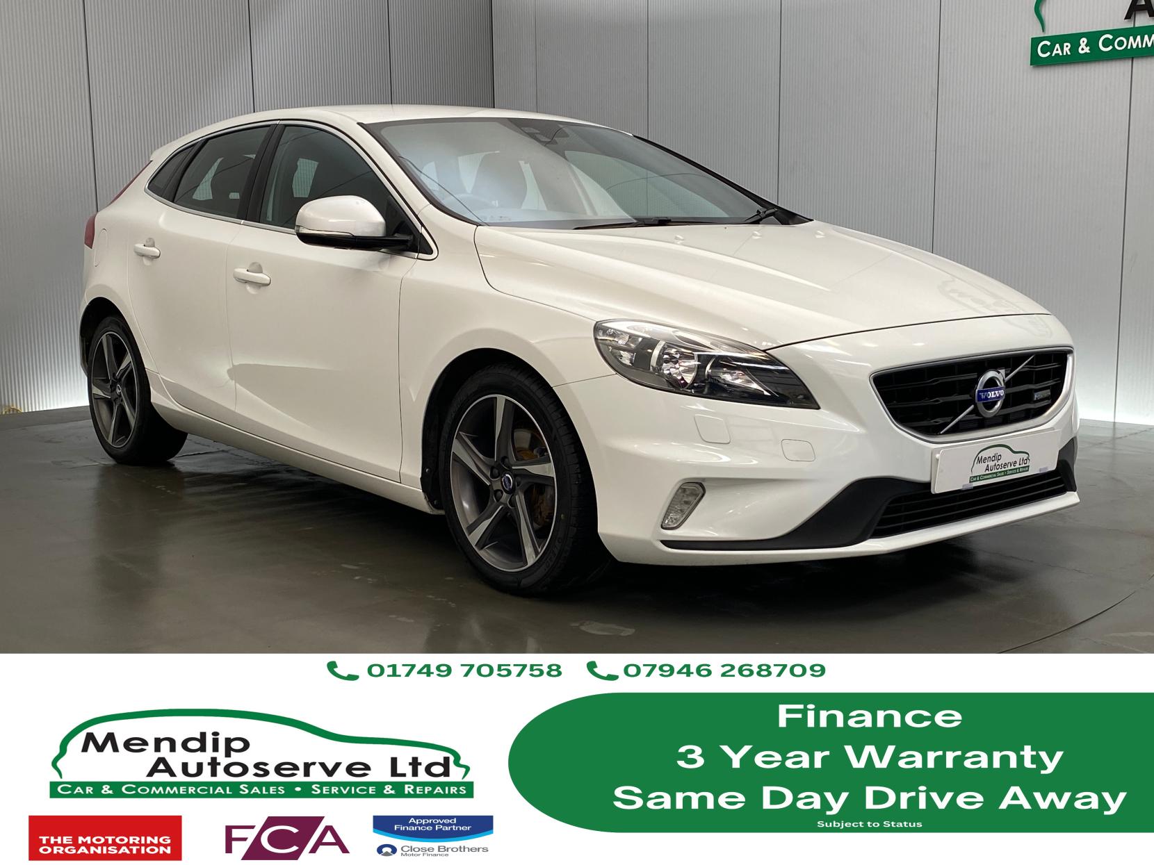 Volvo V40 1.6 D2 R-Design Hatchback 5dr Diesel Manual Euro 5 (s/s) (115 ps)