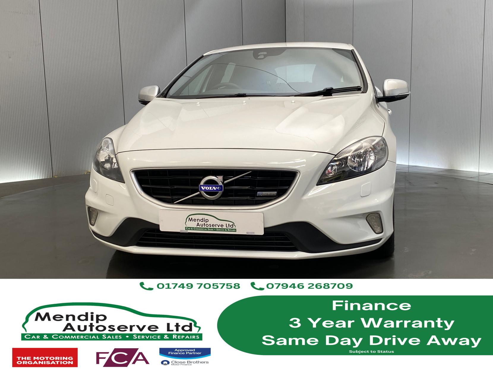 Volvo V40 1.6 D2 R-Design Hatchback 5dr Diesel Manual Euro 5 (s/s) (115 ps)