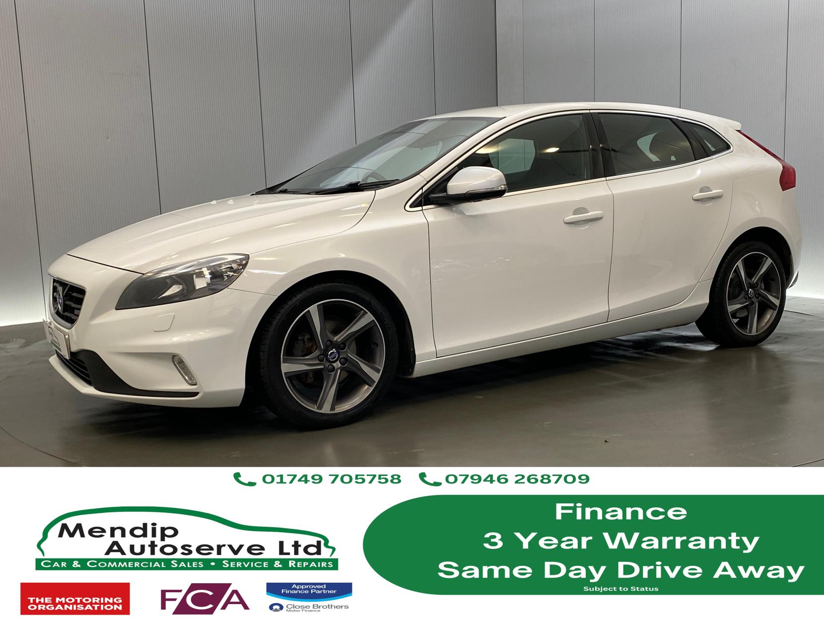 Volvo V40 1.6 D2 R-Design Hatchback 5dr Diesel Manual Euro 5 (s/s) (115 ps)