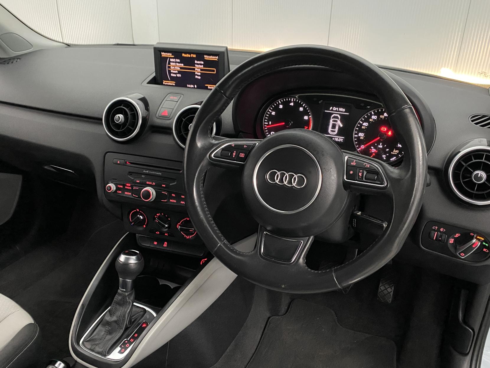 Audi A1 1.4 TFSI Sport Hatchback 3dr Petrol S Tronic Euro 5 (s/s) (122 ps)