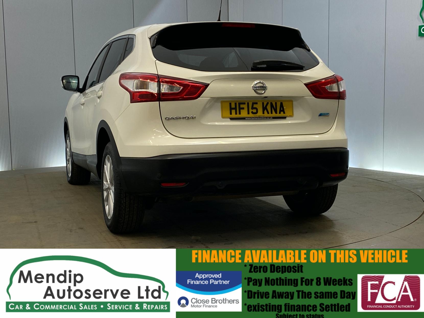 Nissan Qashqai 1.5 dCi Acenta Premium SUV 5dr Diesel Manual 2WD Euro 5 (s/s) (110 ps)