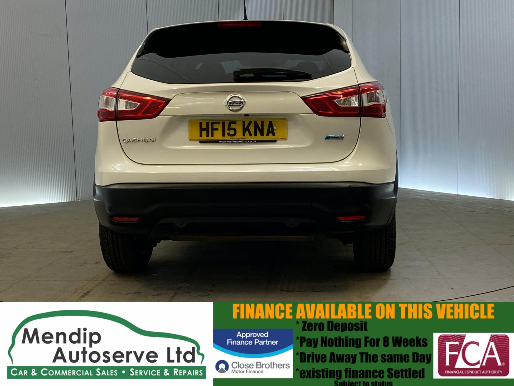 Nissan Qashqai 1.5 dCi Acenta Premium SUV 5dr Diesel Manual 2WD Euro 5 (s/s) (110 ps)