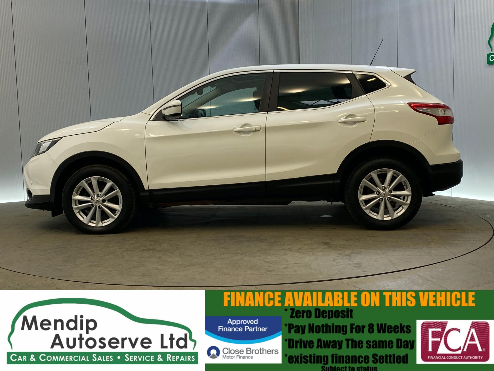 Nissan Qashqai 1.5 dCi Acenta Premium SUV 5dr Diesel Manual 2WD Euro 5 (s/s) (110 ps)