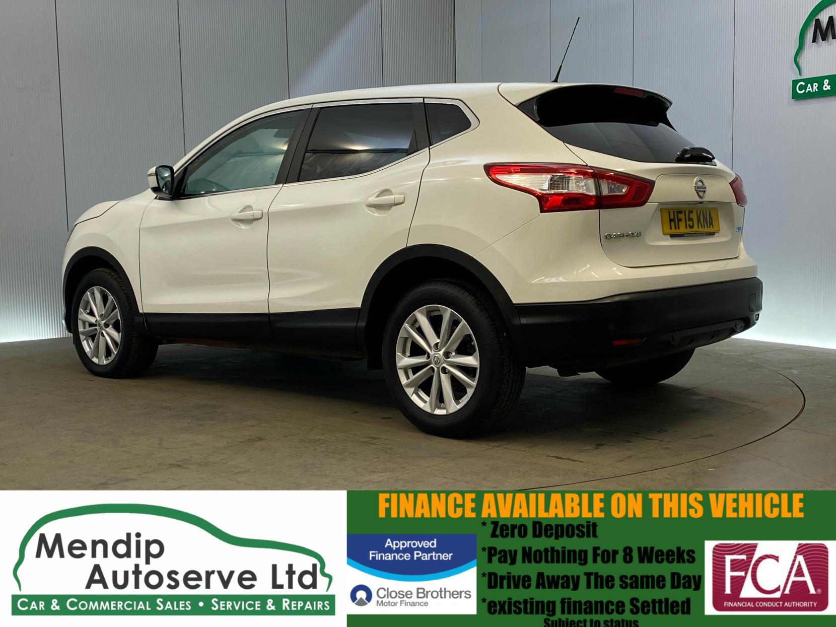 Nissan Qashqai 1.5 dCi Acenta Premium SUV 5dr Diesel Manual 2WD Euro 5 (s/s) (110 ps)