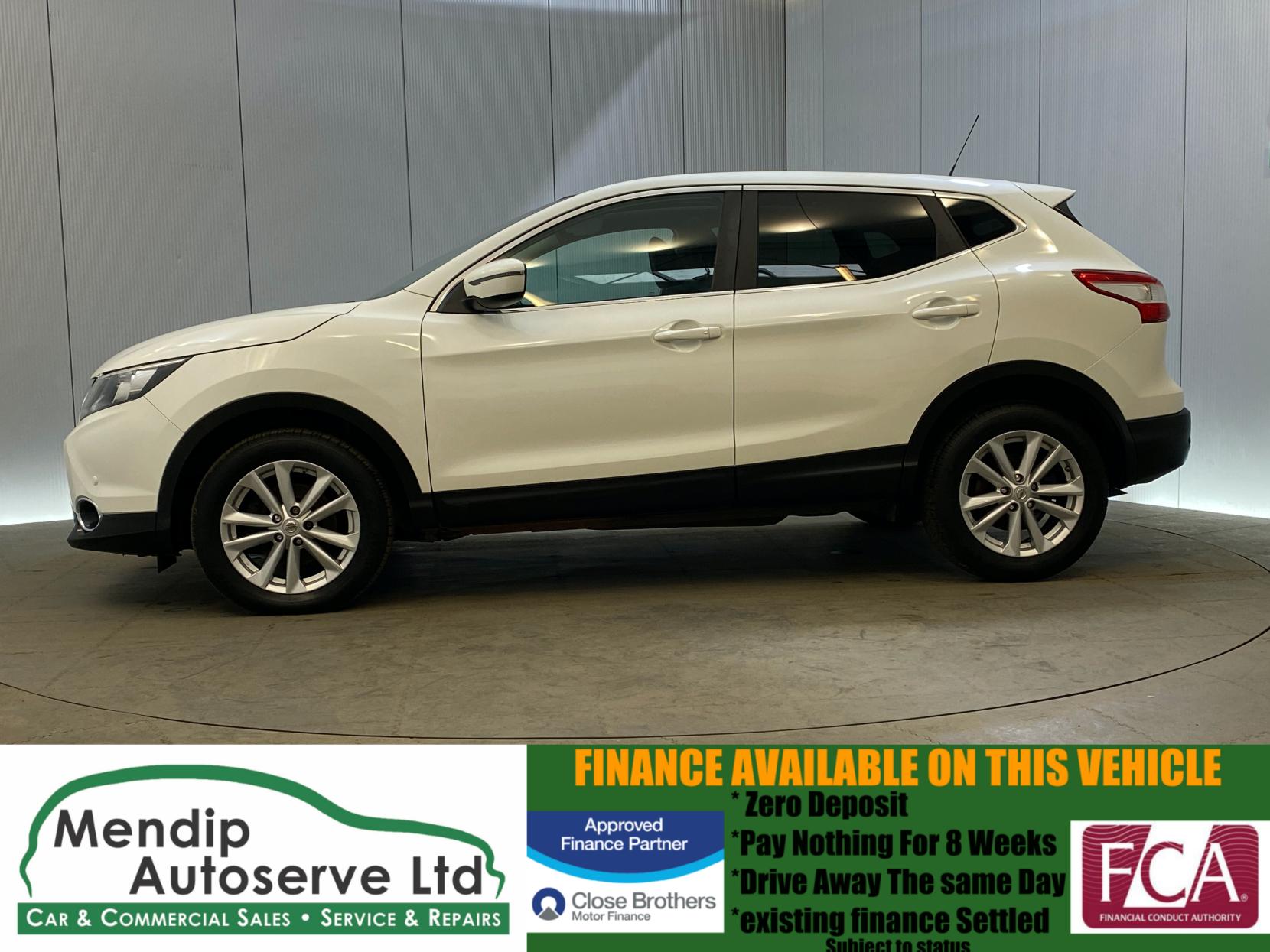 Nissan Qashqai 1.5 dCi Acenta Premium SUV 5dr Diesel Manual 2WD Euro 5 (s/s) (110 ps)