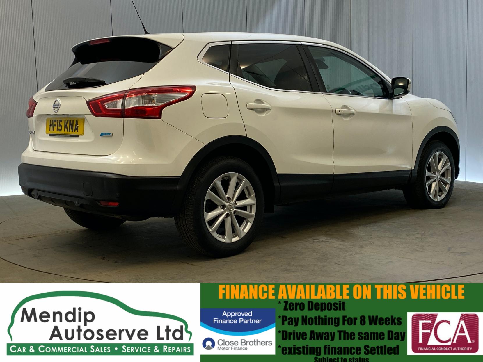 Nissan Qashqai 1.5 dCi Acenta Premium SUV 5dr Diesel Manual 2WD Euro 5 (s/s) (110 ps)