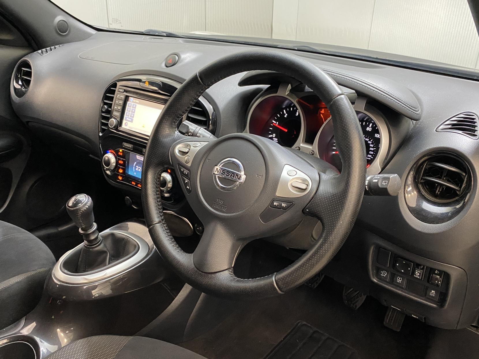 Nissan Juke 1.5 dCi N-Connecta SUV 5dr Diesel Manual Euro 6 (s/s) (110 ps)