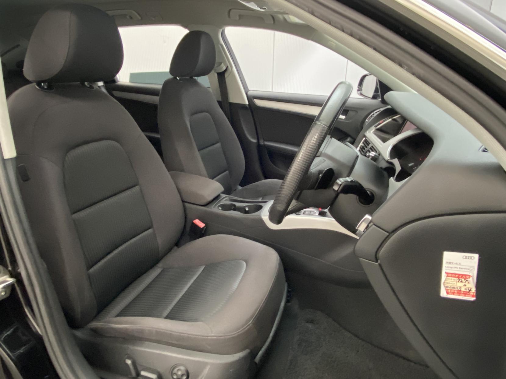 Audi A4 Avant 2.0 TFSI SE Estate 5dr Petrol S Tronic quattro Euro 5 (211 ps)