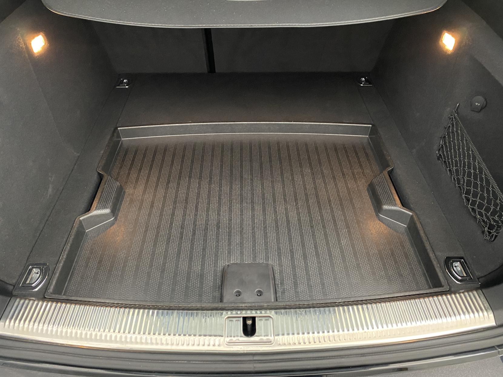 Audi A4 Avant 2.0 TFSI SE Estate 5dr Petrol S Tronic quattro Euro 5 (211 ps)