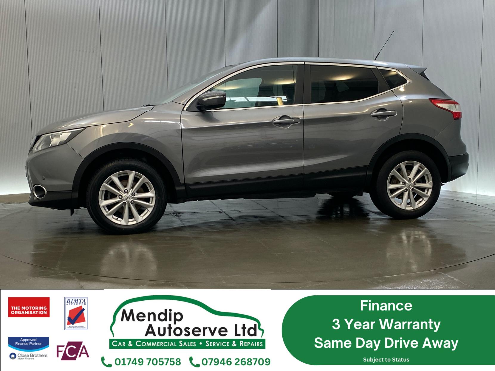 Nissan Qashqai 1.5 dCi Acenta Premium SUV 5dr Diesel Manual 2WD Euro 5 (s/s) (110 ps)