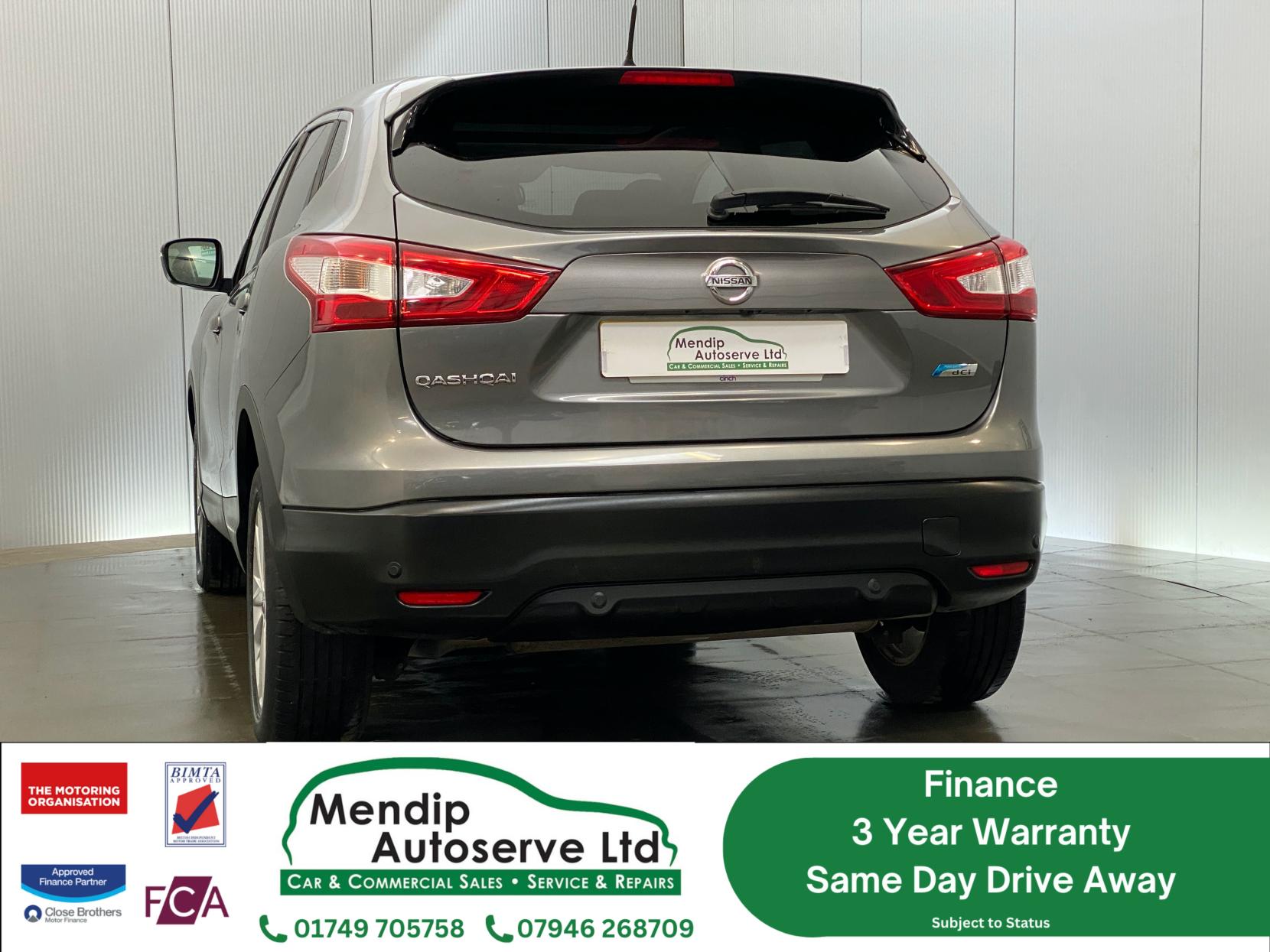 Nissan Qashqai 1.5 dCi Acenta Premium SUV 5dr Diesel Manual 2WD Euro 5 (s/s) (110 ps)