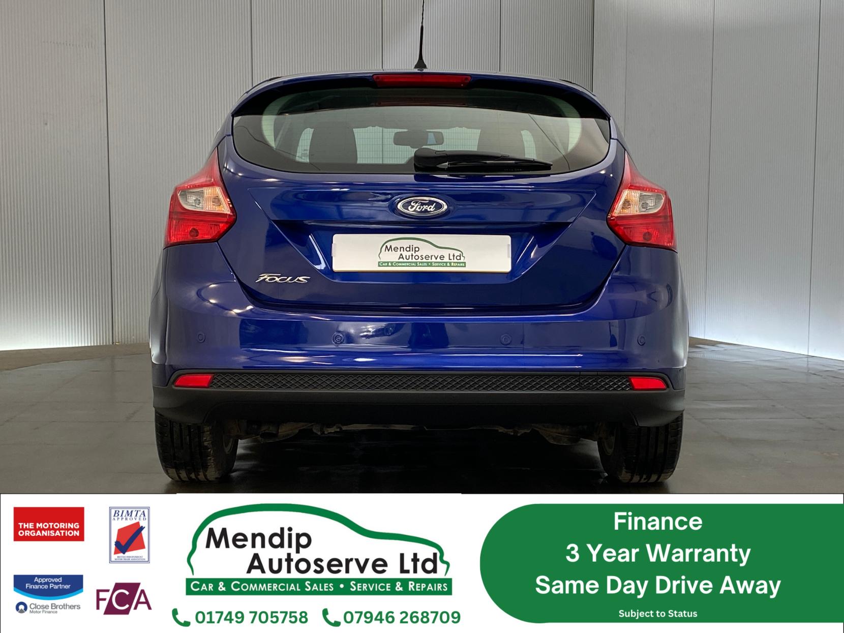 Ford Focus 1.6 TDCi Titanium Navigator Hatchback 5dr Diesel Manual Euro 5 (s/s) (115 ps)