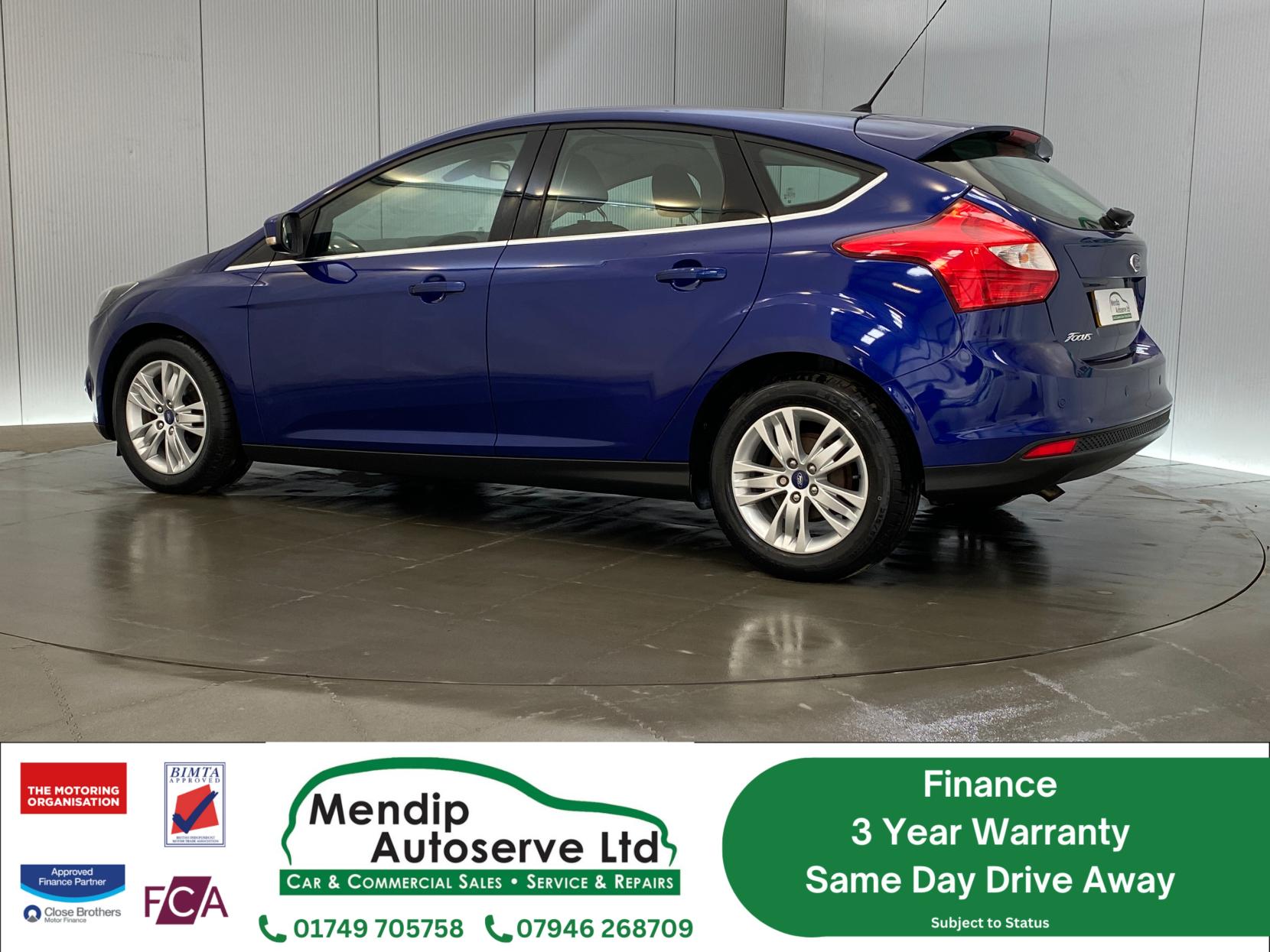 Ford Focus 1.6 TDCi Titanium Navigator Hatchback 5dr Diesel Manual Euro 5 (s/s) (115 ps)