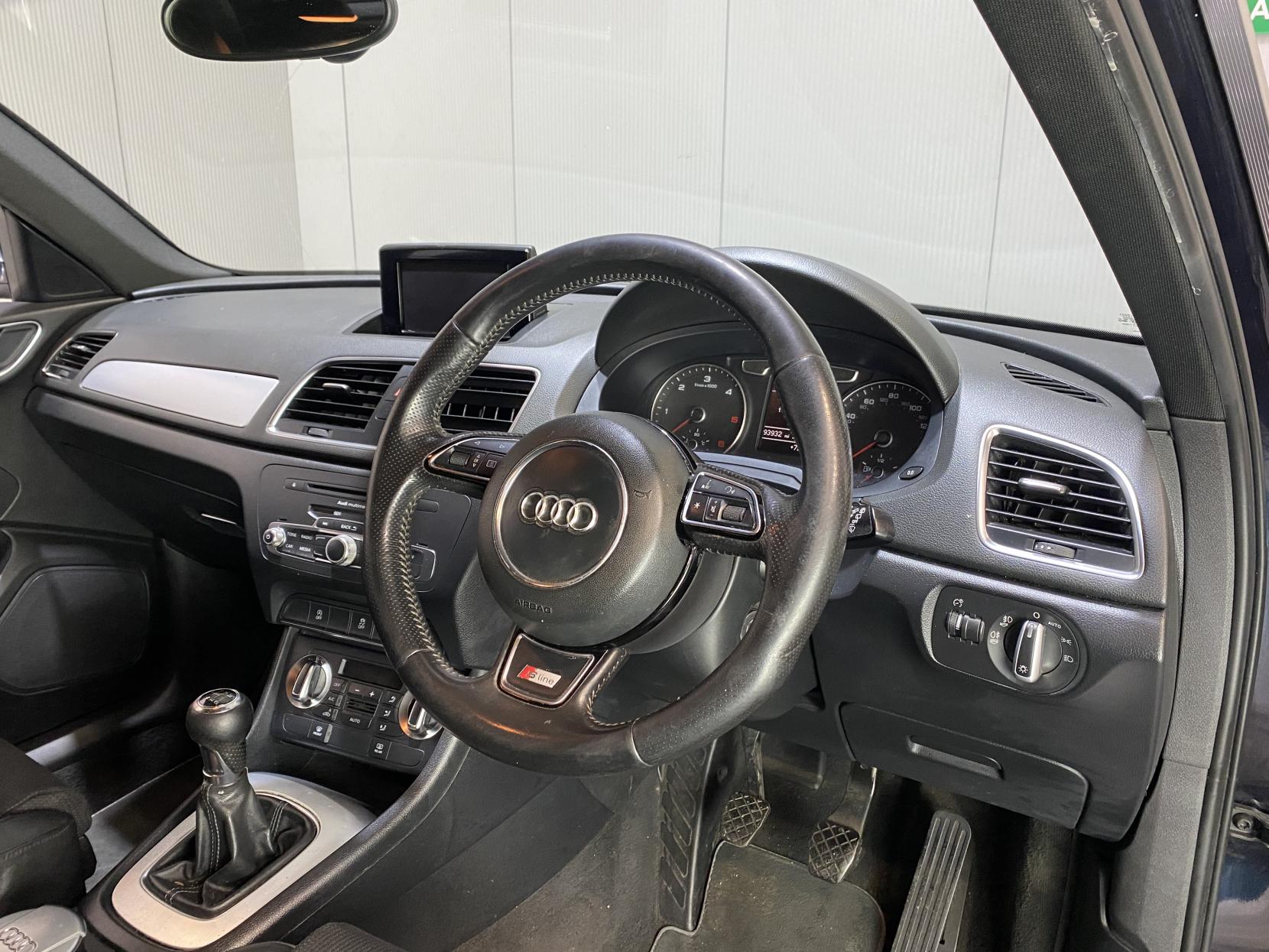Audi Q3 2.0 TDI S line SUV 5dr Diesel Manual Euro 5 (s/s) (140 ps)