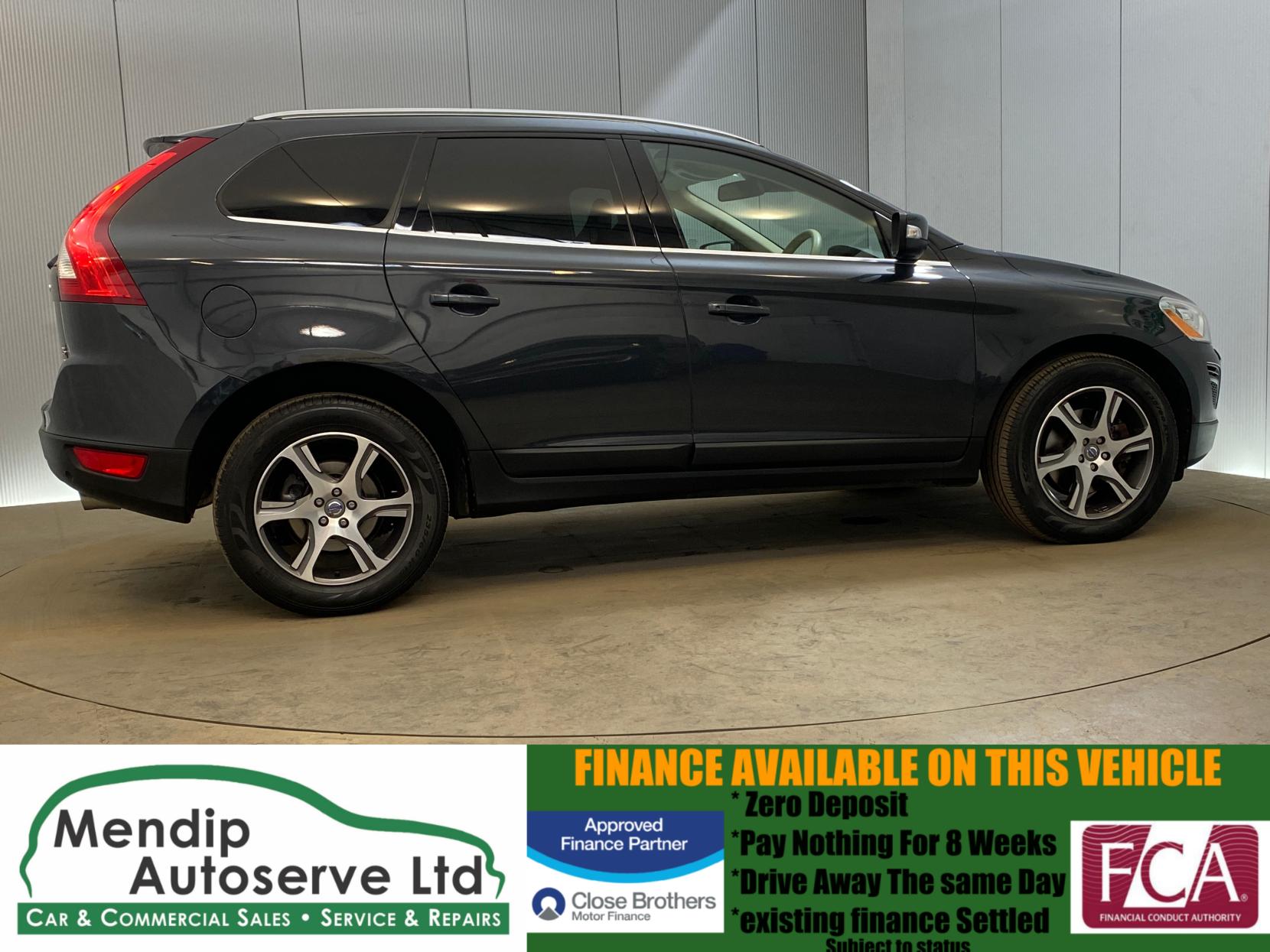 Volvo XC60 2.4 D5 SE Lux SUV 5dr Diesel Geartronic AWD Euro 5 (215 ps)