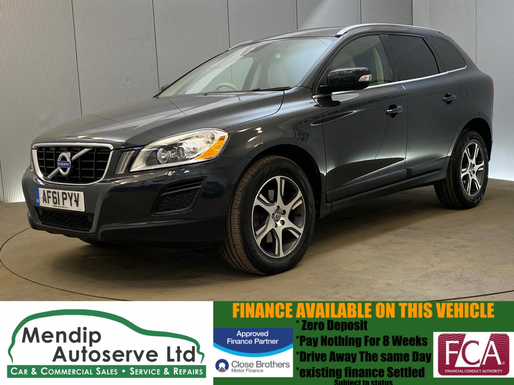 Volvo XC60 2.4 D5 SE Lux SUV 5dr Diesel Geartronic AWD Euro 5 (215 ps)