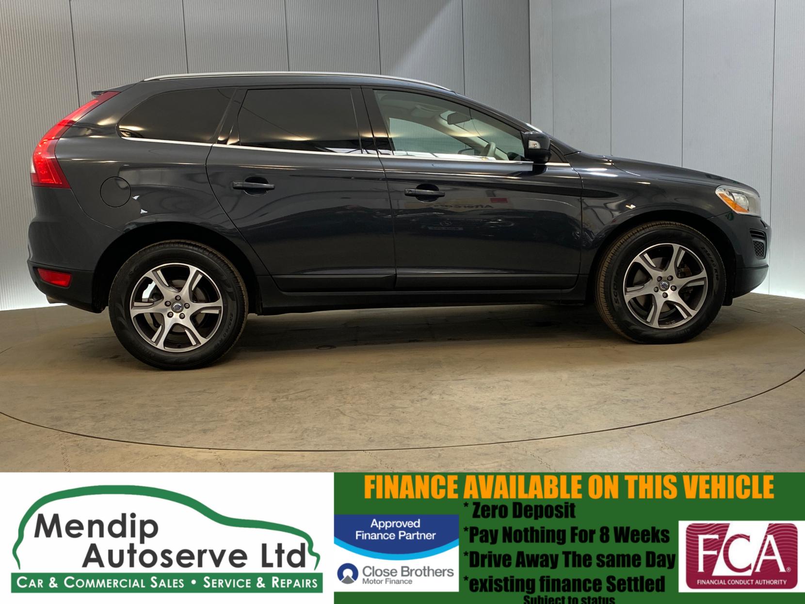 Volvo XC60 2.4 D5 SE Lux SUV 5dr Diesel Geartronic AWD Euro 5 (215 ps)