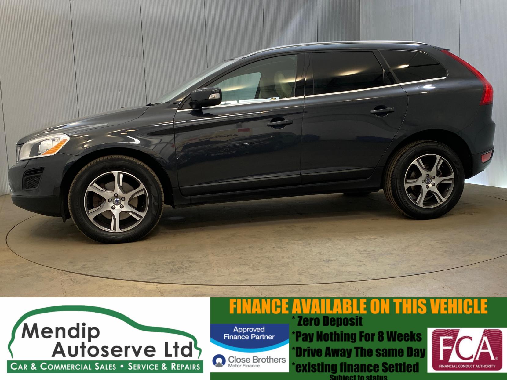 Volvo XC60 2.4 D5 SE Lux SUV 5dr Diesel Geartronic AWD Euro 5 (215 ps)