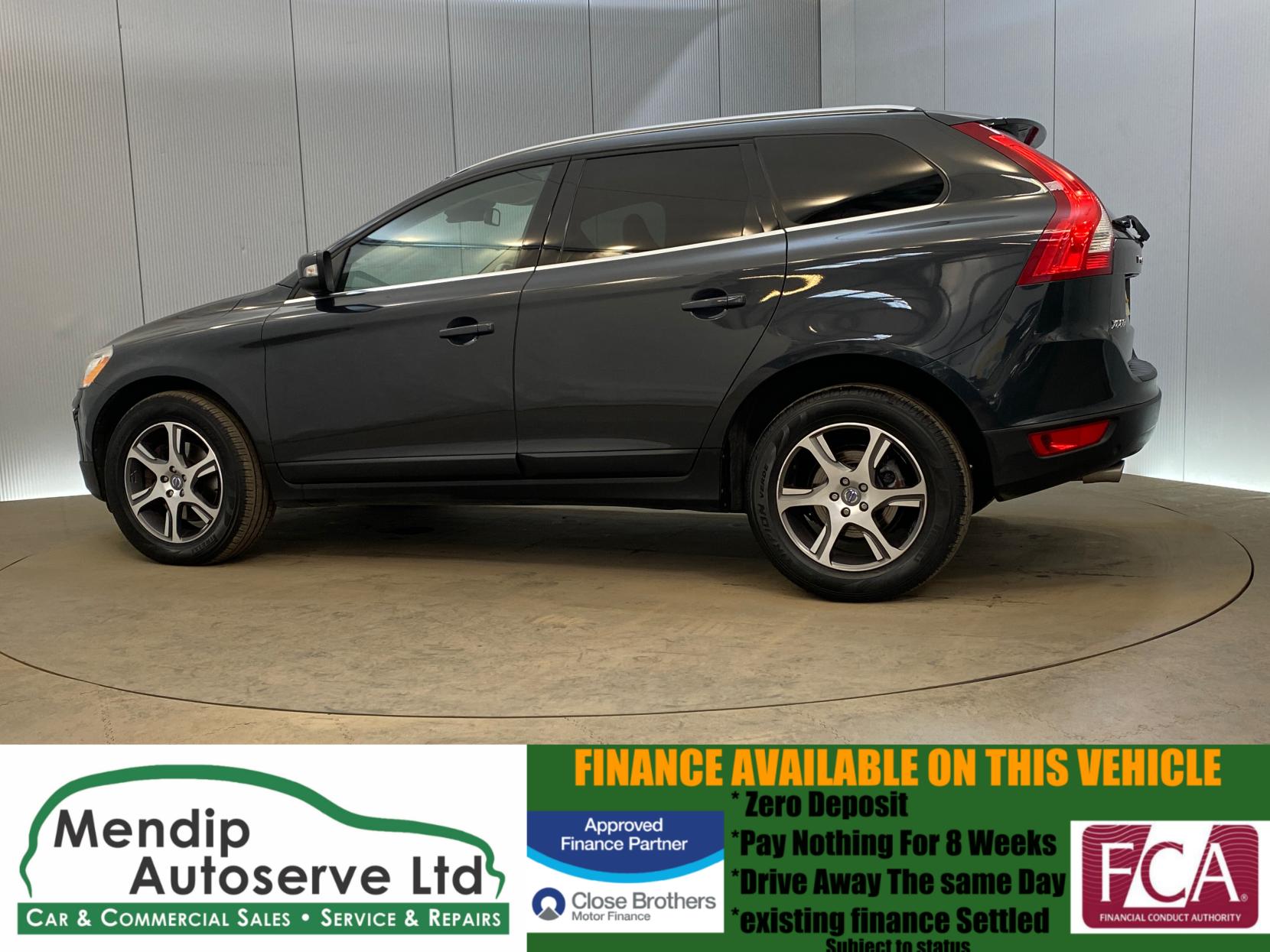 Volvo XC60 2.4 D5 SE Lux SUV 5dr Diesel Geartronic AWD Euro 5 (215 ps)