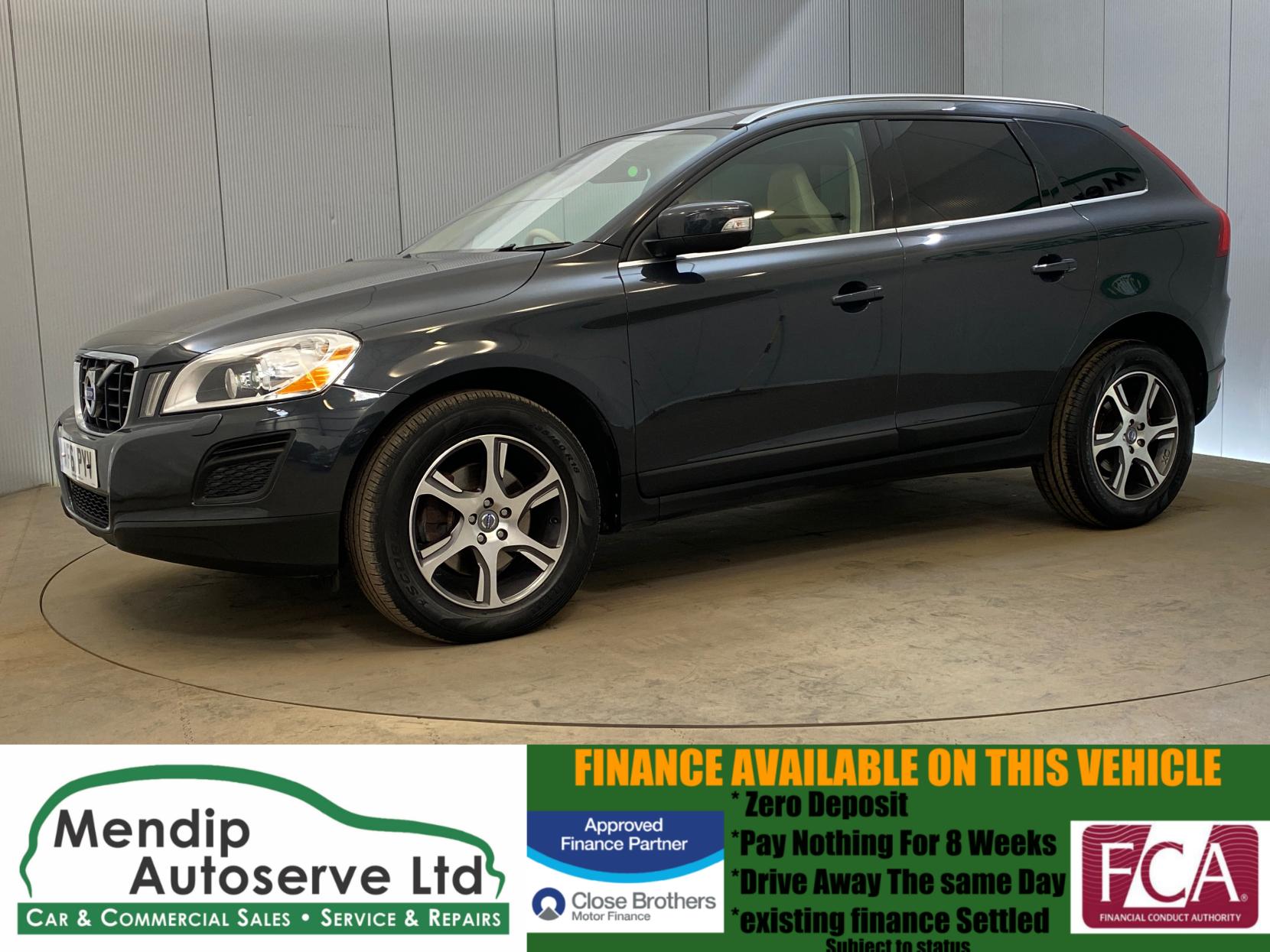 Volvo XC60 2.4 D5 SE Lux SUV 5dr Diesel Geartronic AWD Euro 5 (215 ps)