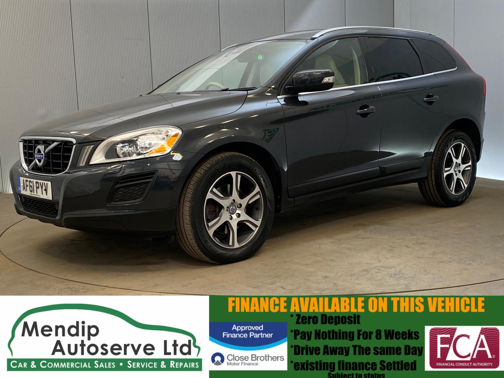 Volvo XC60 2.4 D5 SE Lux SUV 5dr Diesel Geartronic AWD Euro 5 (215 ps)