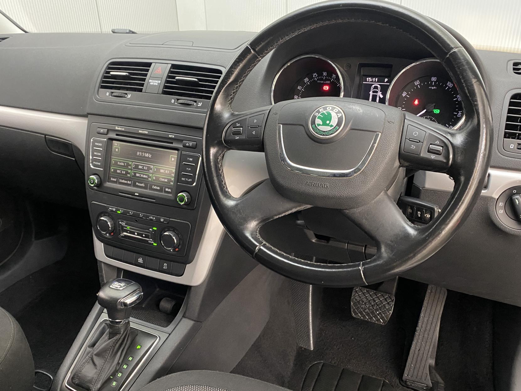 Skoda Yeti 2.0 TDI SE SUV 5dr Diesel DSG 4WD Euro 5 (140 ps)