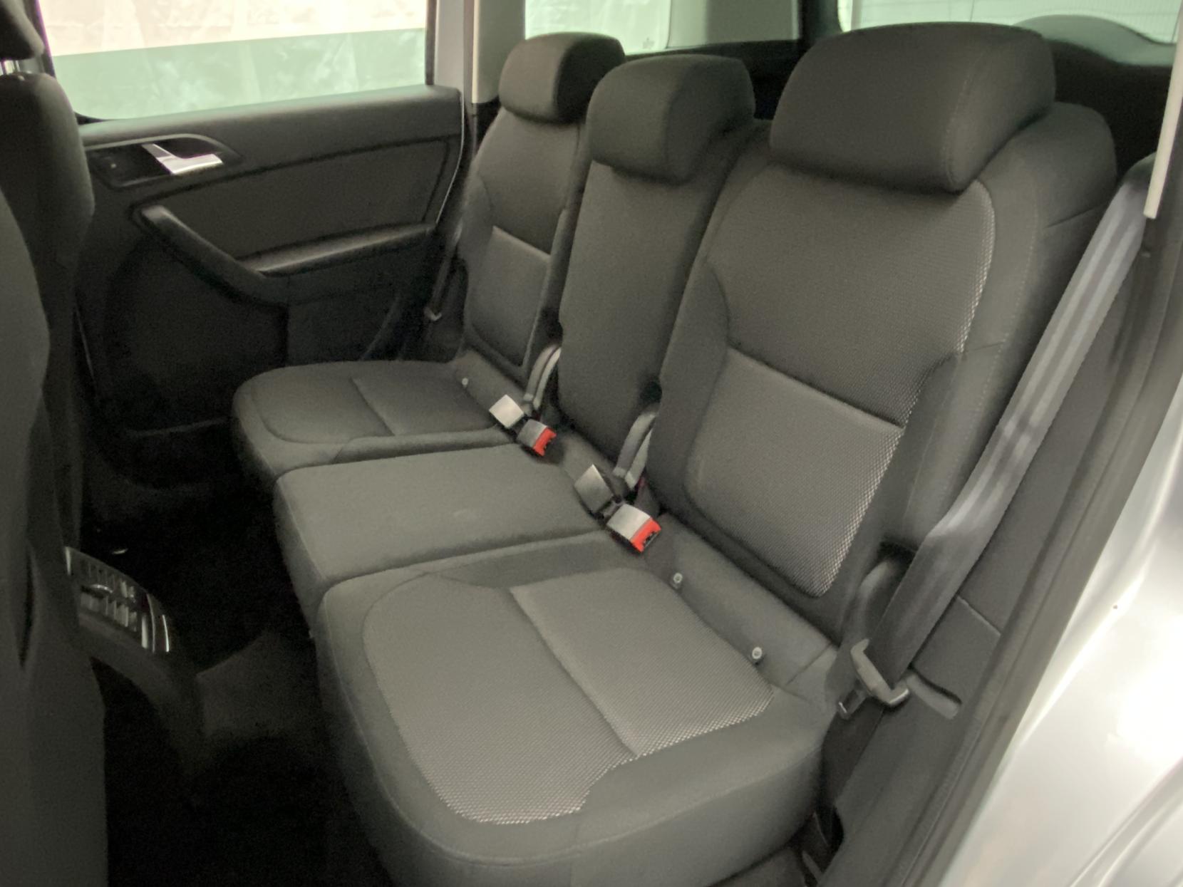 Skoda Yeti 2.0 TDI SE SUV 5dr Diesel DSG 4WD Euro 5 (140 ps)