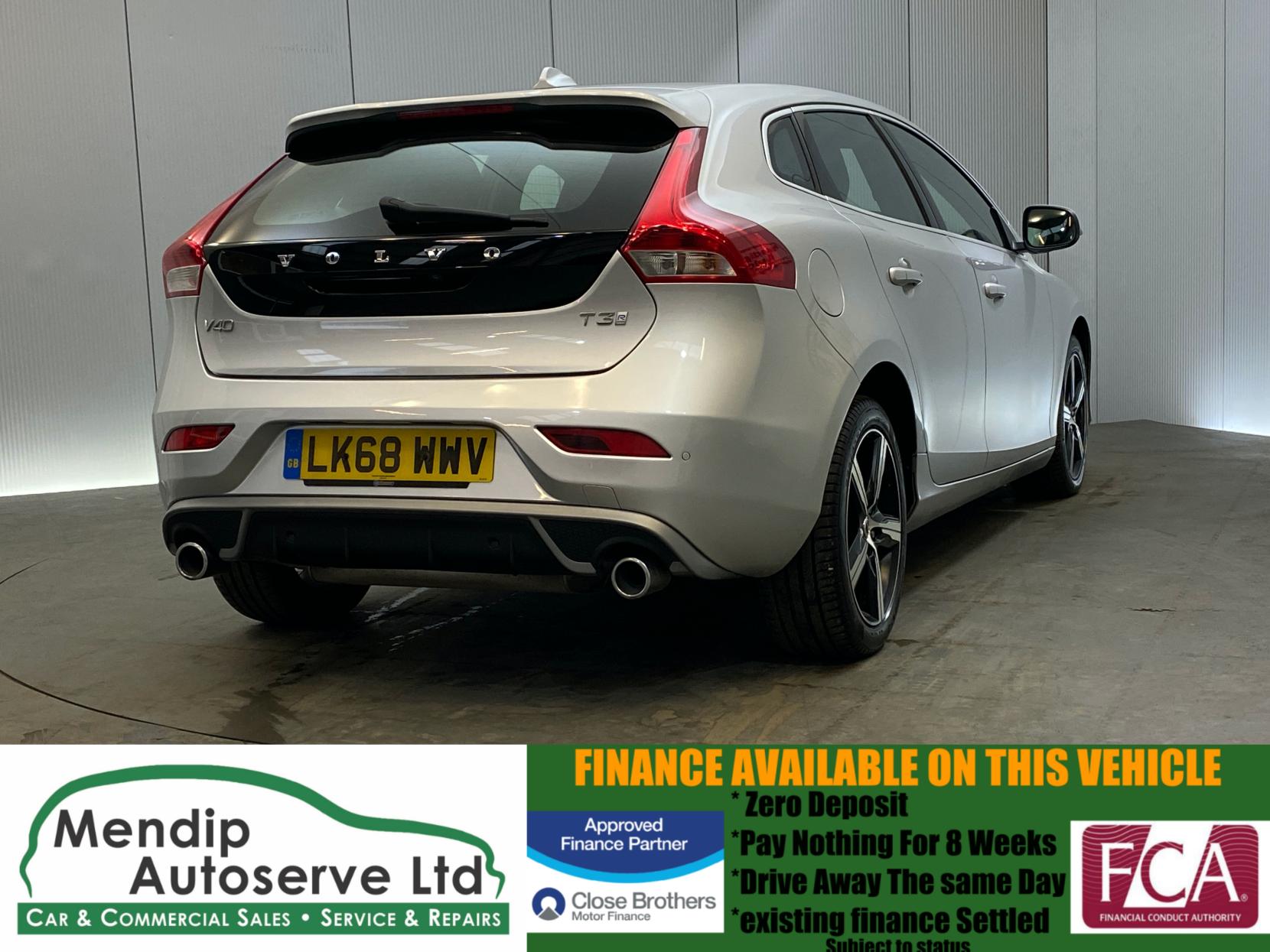 Volvo V40 1.5 T3 GPF R-Design Nav Plus Hatchback 5dr Petrol Auto Euro 6 (s/s) (152 ps)