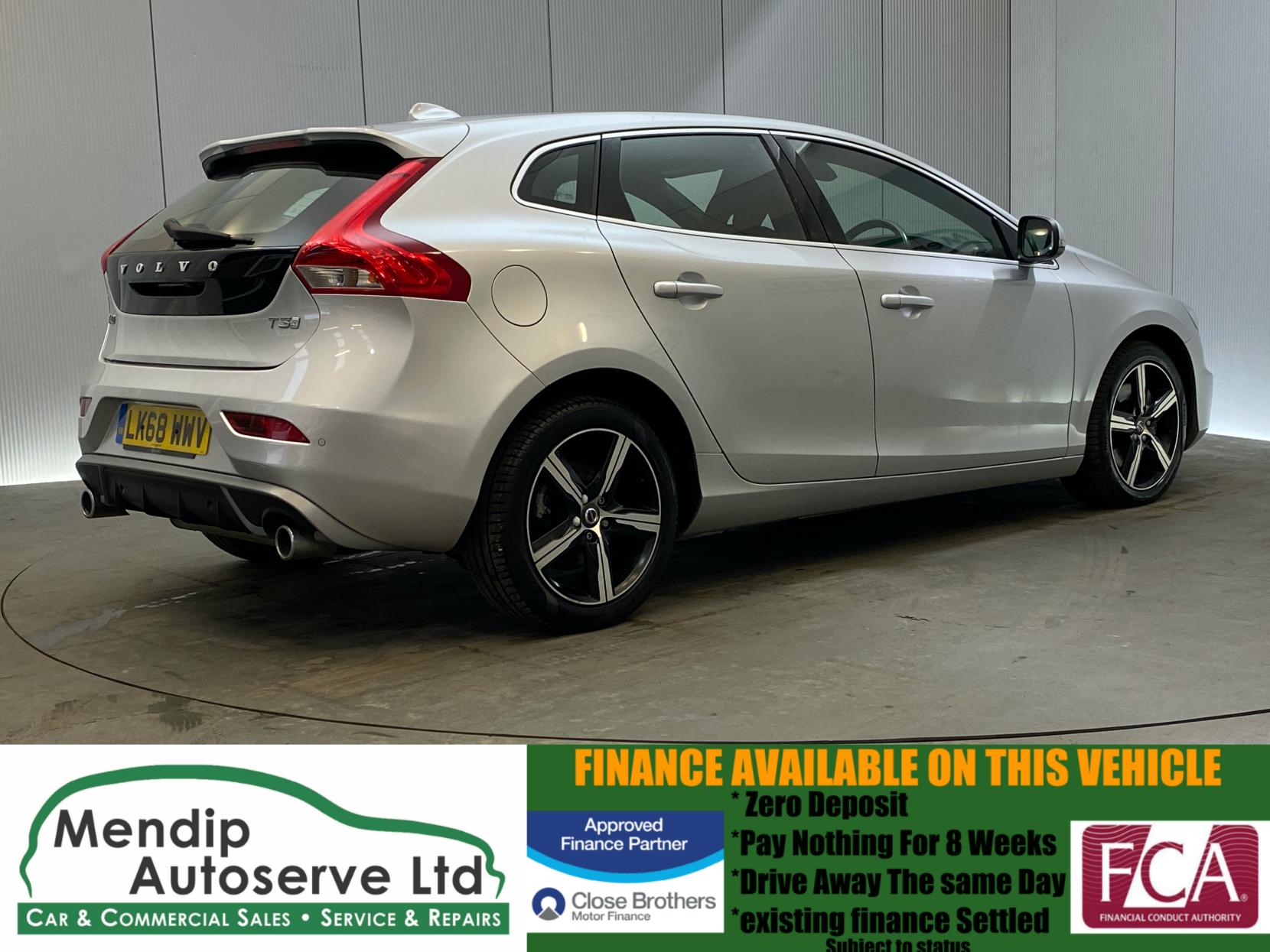 Volvo V40 1.5 T3 GPF R-Design Nav Plus Hatchback 5dr Petrol Auto Euro 6 (s/s) (152 ps)