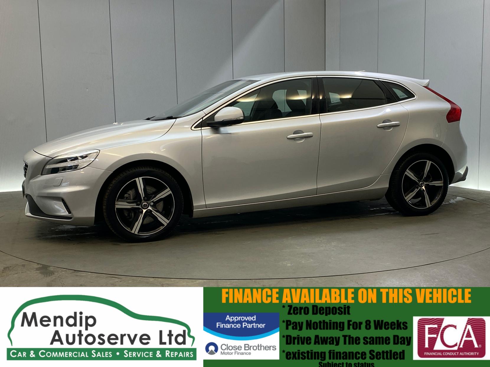 Volvo V40 1.5 T3 GPF R-Design Nav Plus Hatchback 5dr Petrol Auto Euro 6 (s/s) (152 ps)