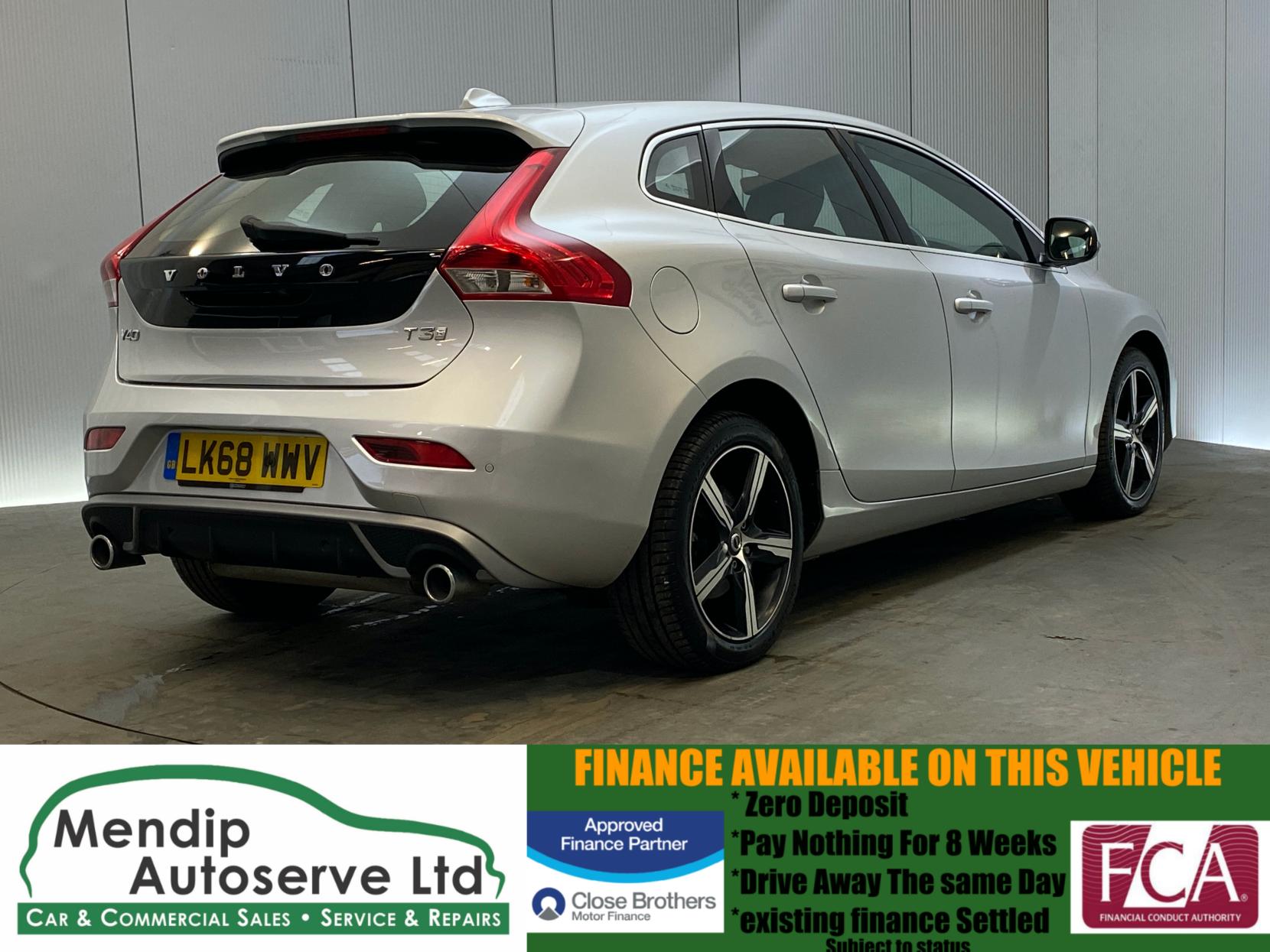 Volvo V40 1.5 T3 GPF R-Design Nav Plus Hatchback 5dr Petrol Auto Euro 6 (s/s) (152 ps)