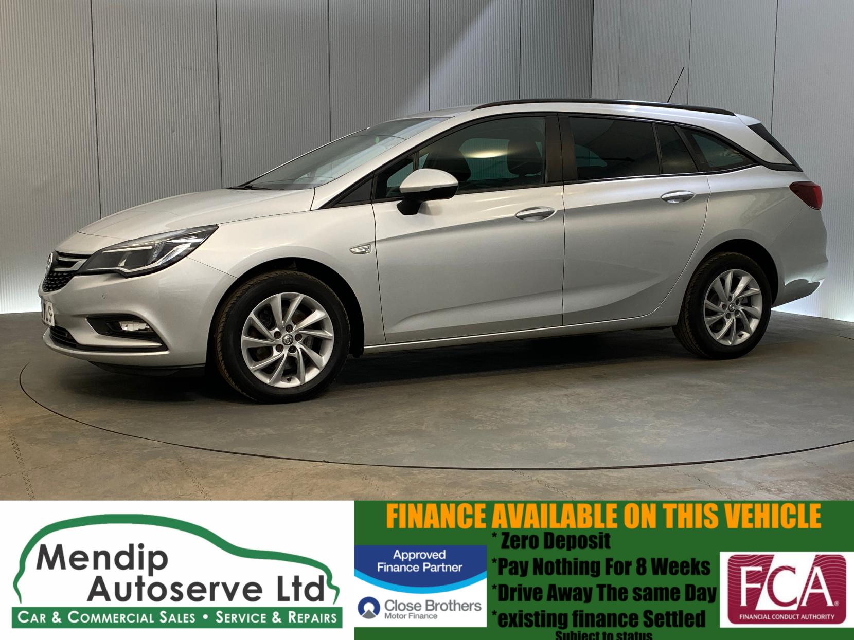 Vauxhall Astra 1.6 CDTi BlueInjection Tech Line Nav Sports Tourer 5dr Diesel Manual Euro 6 (s/s) (136 ps)