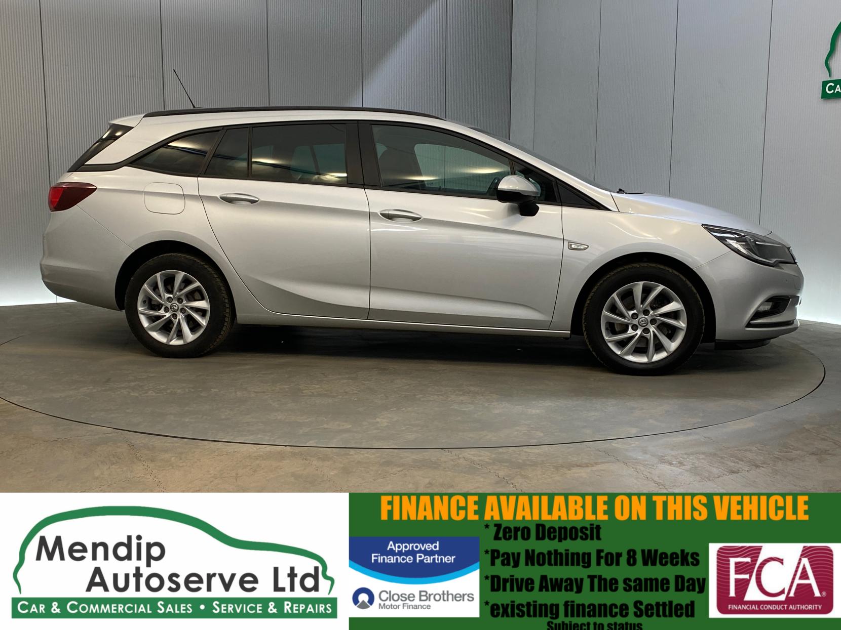 Vauxhall Astra 1.6 CDTi BlueInjection Tech Line Nav Sports Tourer 5dr Diesel Manual Euro 6 (s/s) (136 ps)