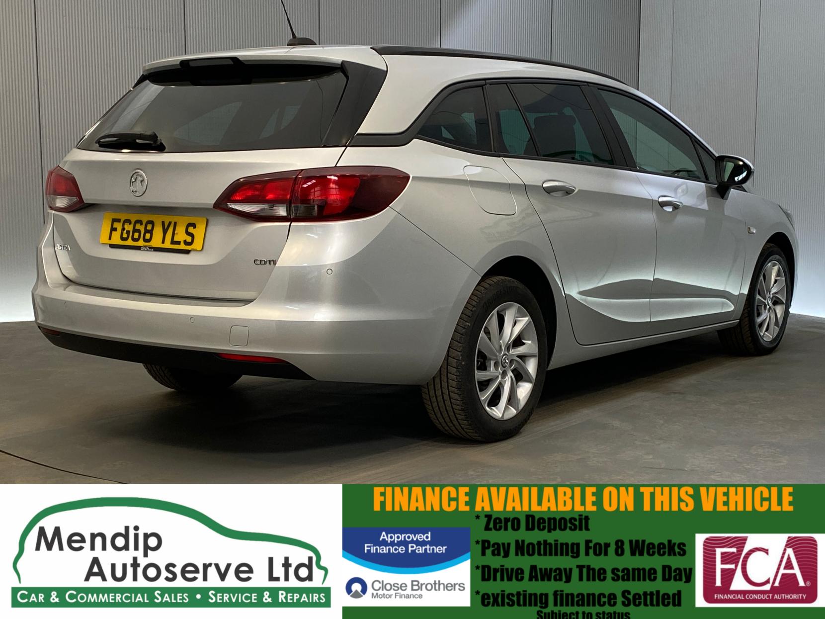 Vauxhall Astra 1.6 CDTi BlueInjection Tech Line Nav Sports Tourer 5dr Diesel Manual Euro 6 (s/s) (136 ps)