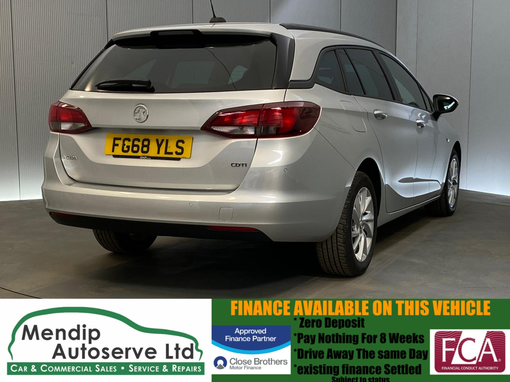 Vauxhall Astra 1.6 CDTi BlueInjection Tech Line Nav Sports Tourer 5dr Diesel Manual Euro 6 (s/s) (136 ps)