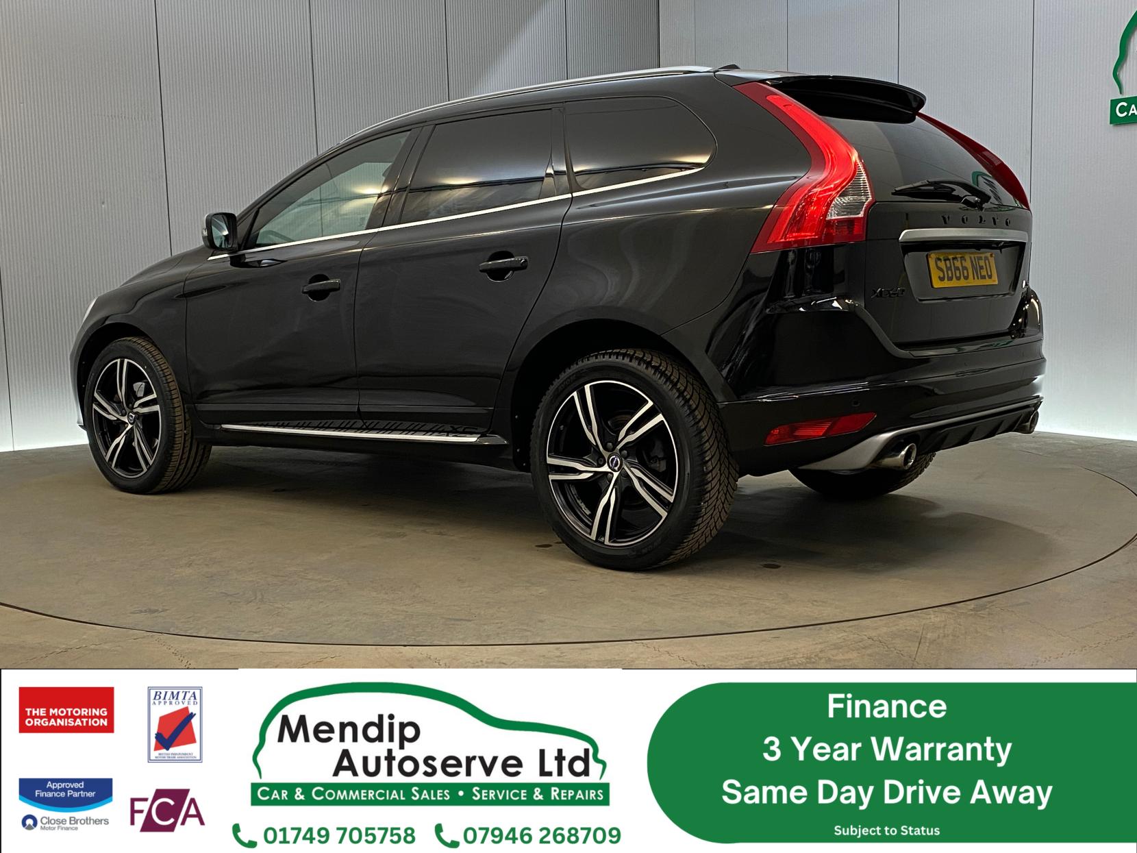 Volvo XC60 2.4 D5 R-Design Lux Nav SUV 5dr Diesel Auto AWD Euro 6 (s/s) (220 ps)