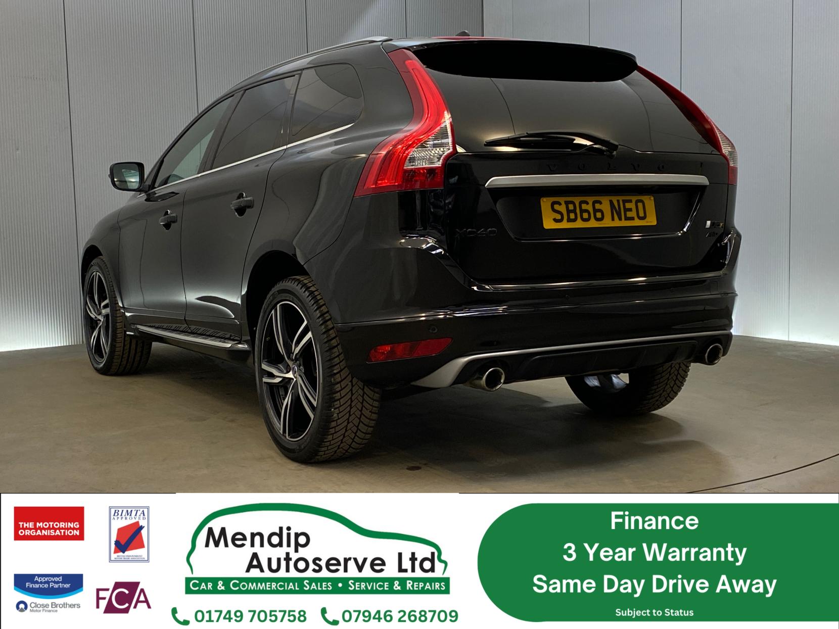 Volvo XC60 2.4 D5 R-Design Lux Nav SUV 5dr Diesel Auto AWD Euro 6 (s/s) (220 ps)