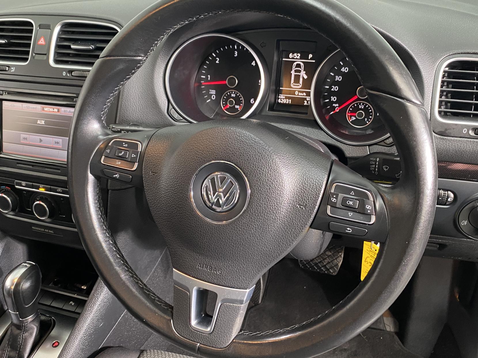 Volkswagen Golf 1.6 TDI Match Hatchback 5dr Diesel DSG Euro 5 (105 ps)