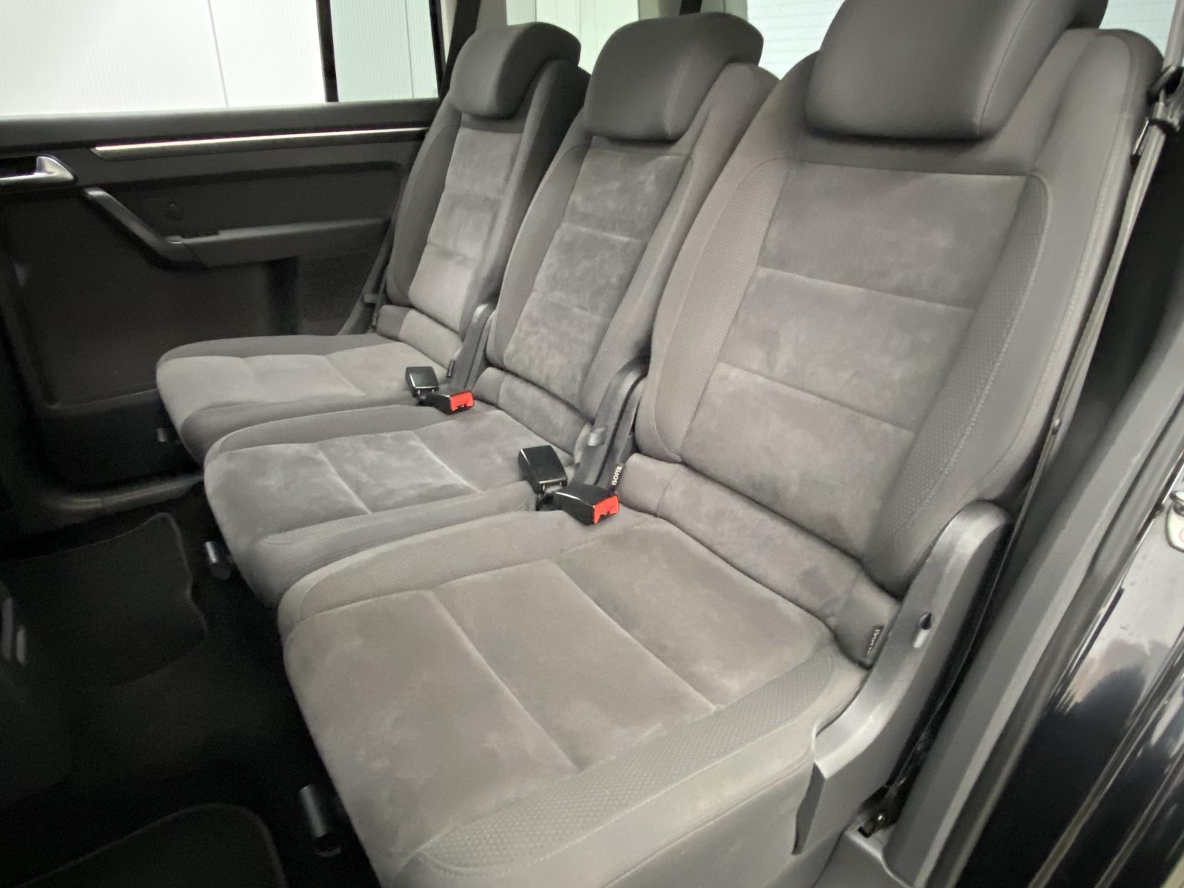 Volkswagen Touran 1.4 TSI SE MPV 5dr Petrol DSG Euro 5 (140 ps)
