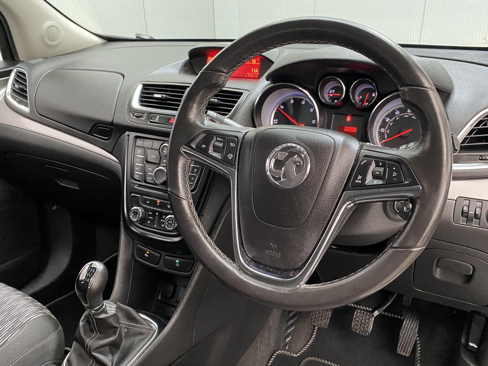 Vauxhall Mokka 1.6 CDTi Exclusiv SUV 5dr Diesel Manual 2WD Euro 6 (s/s) (136 ps)