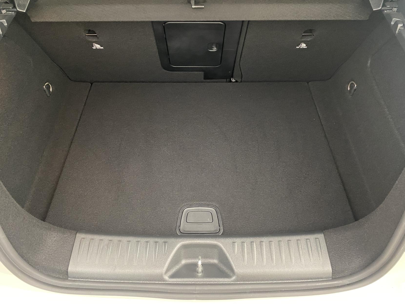 Mercedes-Benz A Class 1.6 A180 BlueEfficiency Sport Hatchback 5dr Petrol 7G-DCT Euro 6 (s/s) (122 ps)