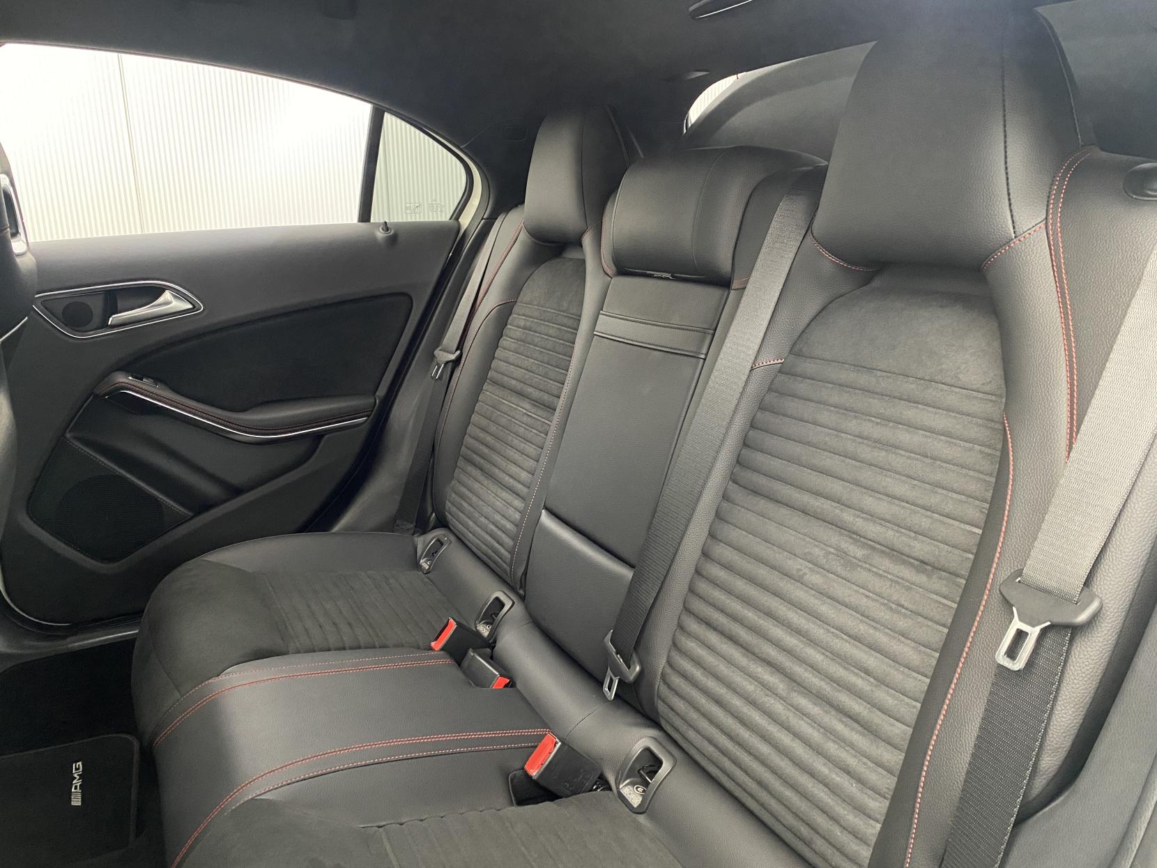 Mercedes-Benz A Class 1.6 A180 BlueEfficiency Sport Hatchback 5dr Petrol 7G-DCT Euro 6 (s/s) (122 ps)