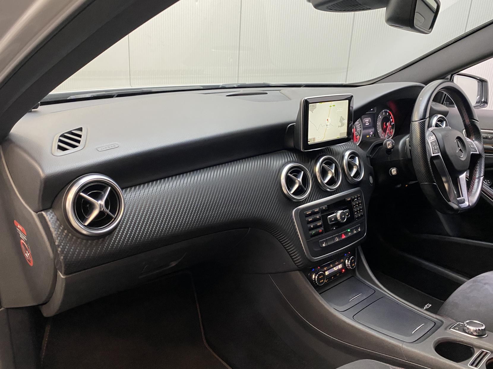 Mercedes-Benz A Class 1.6 A180 Sport Edition Hatchback 5dr Petrol 7G-DCT Euro 6 (s/s) (122 ps)