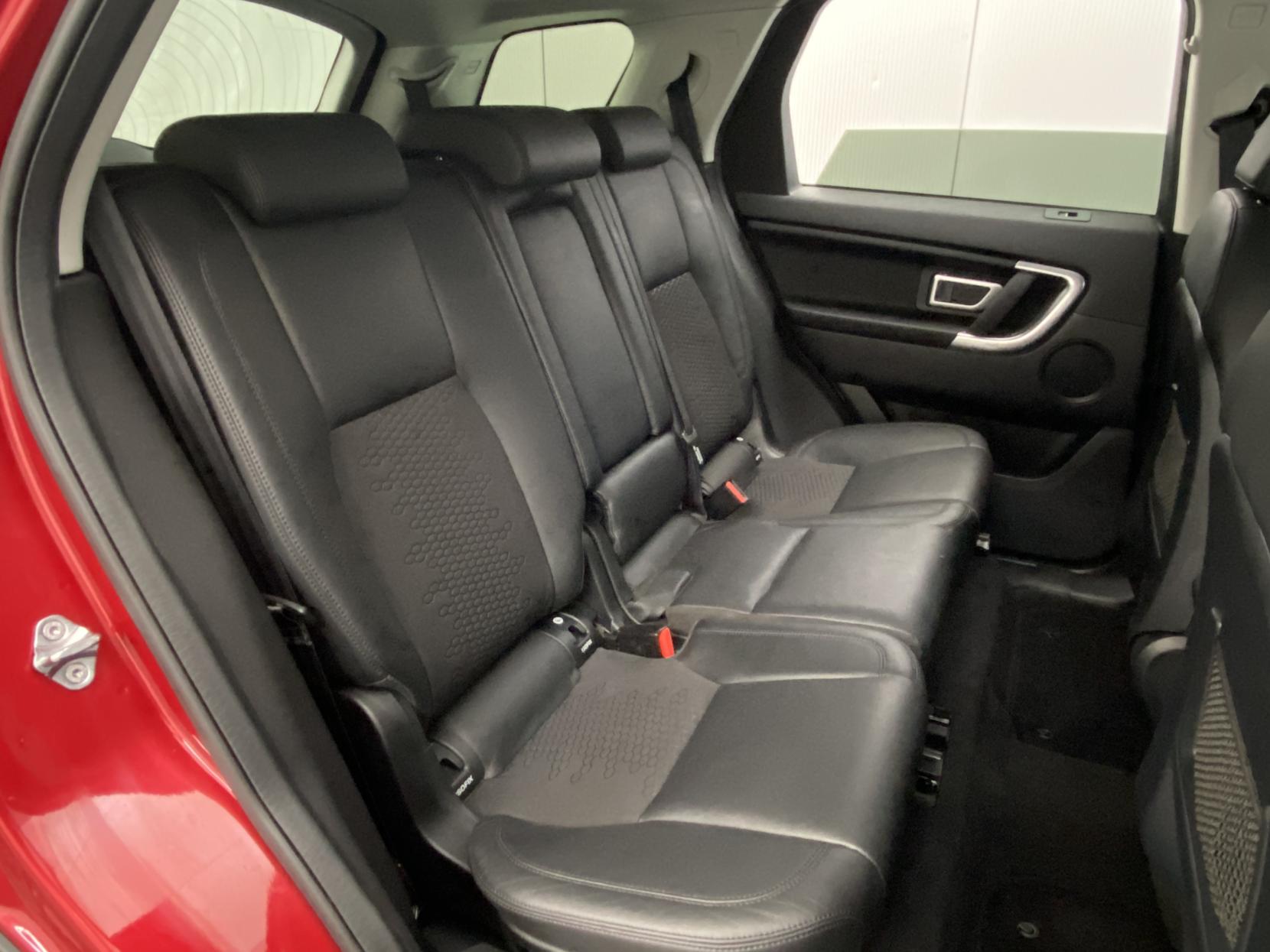 Land Rover Discovery Sport 2.0 TD4 SE SUV 5dr Diesel Auto 4WD Euro 6 (s/s) (180 ps)